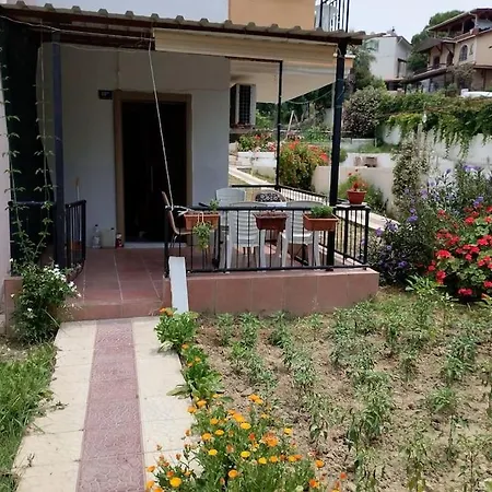 Lejlighed Kadinlar Den Plajina 50 Metre Bahceli 1+1